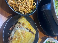 三鲜豆皮-莲餐厅·湖北菜·潜江小龙虾店(愚园路店)