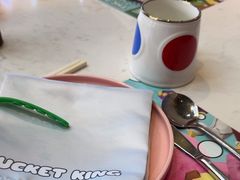 -水桶王国主题餐厅·聚会·生日派对·亲子活动·家庭套餐(亚龙湾希尔顿店)