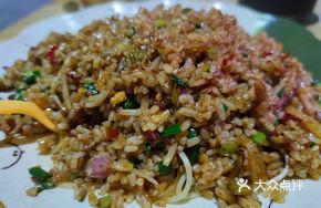 Egg, Pork Thread, Ham Sausage Stir-Fried Rice Noodles