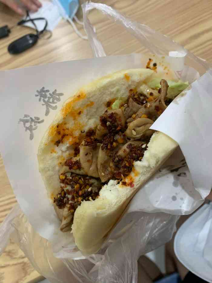 鸭肚卷饼-"最近在抖音上特别火爆的一家店,好像最开始.