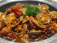 -亚伟瓦罐面美食城(淇县总店)