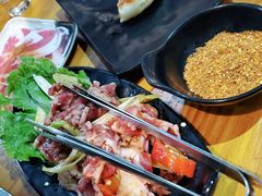 -丹东特色烤肉(学府路一部店)