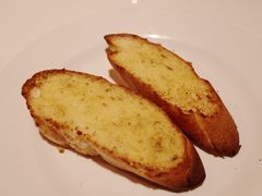 蒜香面包-爱丽丝牛排西餐厅(光谷步行街店)