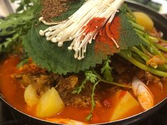 -喇喇排骨火锅·传统韩式脊骨汤(望京西园总店)