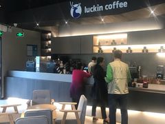 -瑞幸咖啡(怡富广场店)