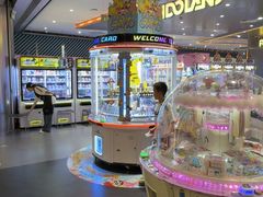 -反斗乐园π·电玩·高空拓展·蹦床(龙华天虹店)