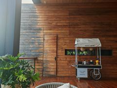 -窗外西餐厅(普罗理想国店)