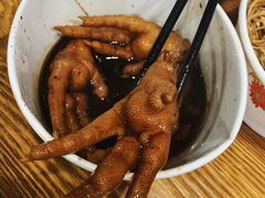 鸡爪-凡老头米线砂锅(古荡新村西粮站)