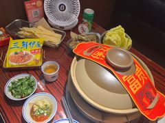 -沙胆彪炭炉牛杂煲(上海日月光广场店)