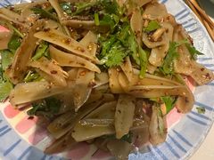 -嗨辣小聚·盘锦河蟹·海鲜烧烤龙虾(盘锦十年好店)
