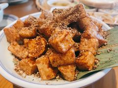 -包整·丝娃娃(一览甲秀楼风景店)