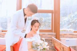 -蒙太奇婚纱摄影(万达店)