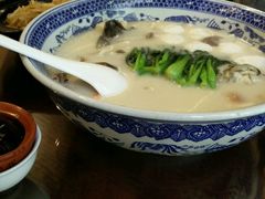 极品鱼头皇-山外山·林语花园餐厅