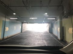 -欢乐海岸-地下停车场