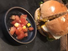 -HIGH FIVE哈福手工汉堡(桂林路店)