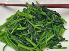 -忆江南·临江鱼馆