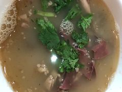 -清真吴记门钉肉饼·喜多利