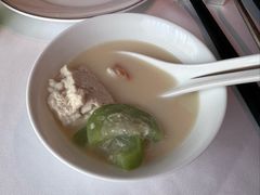 丝瓜盐卤豆腐煲-荣轩(新荣记环球金融中心店)