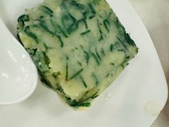 土豆泥拌沙葱-那达慕蒙古风味酒楼