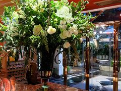 景观位-火车头法国西餐厅