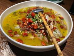 酸辣龙门花甲-佬麻雀·新湘菜(珠海金发购物中心店)
