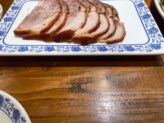 -老天桥酱肉烧饼夹肘子(天桥店)