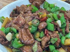 杭椒牛肉-凡老头米线砂锅(古荡新村西粮站)