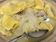 蛋饺萝卜丝煲-银都上海菜馆(粤海东路店)