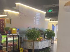 -卢大鲜鱼头捞饭(美利广场店)
