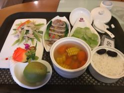 -裕月馨月子中心(滨江店)