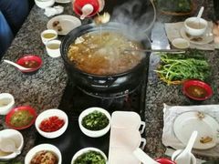 -蘑统田下·野生菌火锅