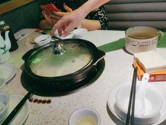 胡椒猪肚鸡-顺德公广东猪肚鸡·煲仔饭(白石洲店)