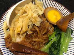 -胡须张鲁肉饭(美食文化馆店)