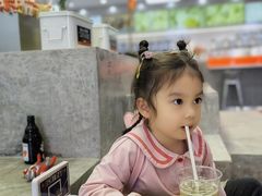 -喧闹·东方大气茶(鹅岭二厂店)