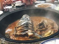 酱炖鱼头-燕北云山·农家菜·灶台鱼(密云溪翁庄店)