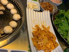 -豚豚猪村烤肉·韩国烤肉(总店)