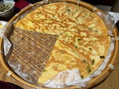手工葱香大饼-肥三土菜馆(五四广场店)