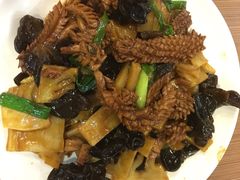 -阿洪锅贴王(小吃城店)