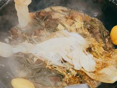 -屯老二农家铁锅炖·行业领军者(梅江店)