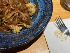 -POKEE VIA&Brunch·维娅(重庆来福士店)