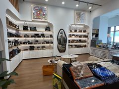 -海星奢选二手奢侈品手表包包鉴定回收寄卖(墨玉南路店)