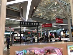 -日上免税店(三径路t3店)