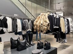 -URBAN REVIVO(深圳华润万象天地店)