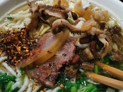 -花溪王记牛肉粉(四季花溪商场店)