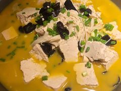 锅仔柴火豆腐-雲蜀龙阁·金牌水煮鱼(方庄店)