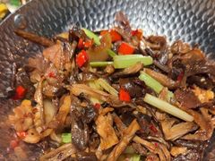 -佬麻雀·剁椒鱼头(京基KK One店)