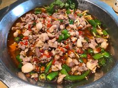 -兔行天下-鸿鹤鲜锅兔(中海国际店)