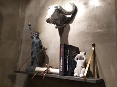 -HIGH FIVE哈福手工汉堡(桂林路店)