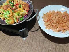-东口码头·烧鸽子·鱼头泡饼·地方菜(金鹰悦城店)