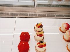 -LE SAPHIR 莎菲尔菓子(和兴店)
